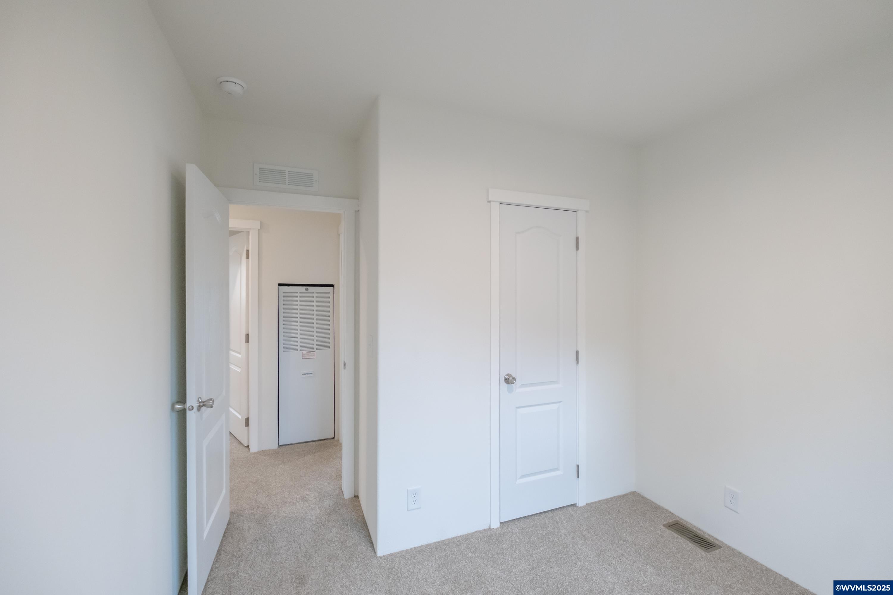 Salem, Oregon 97305, United States, 3 Bedrooms Bedrooms, ,2 BathroomsBathrooms,Residential,Active,228564