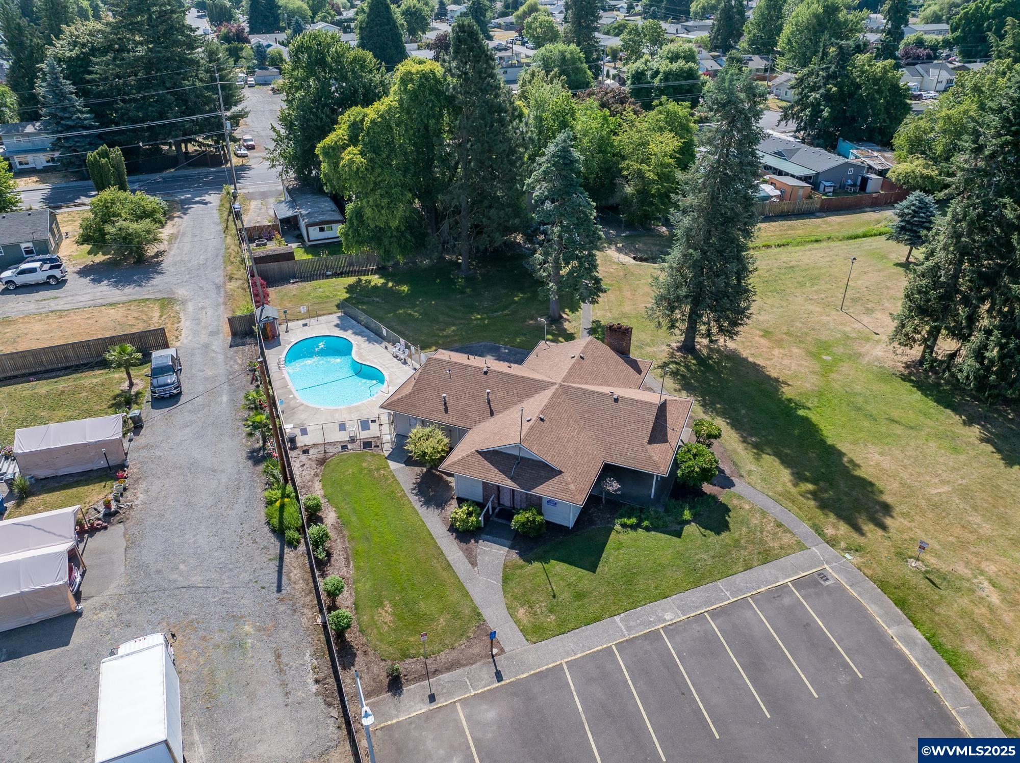 Salem, Oregon 97305, United States, 3 Bedrooms Bedrooms, ,2 BathroomsBathrooms,Residential,Active,228564