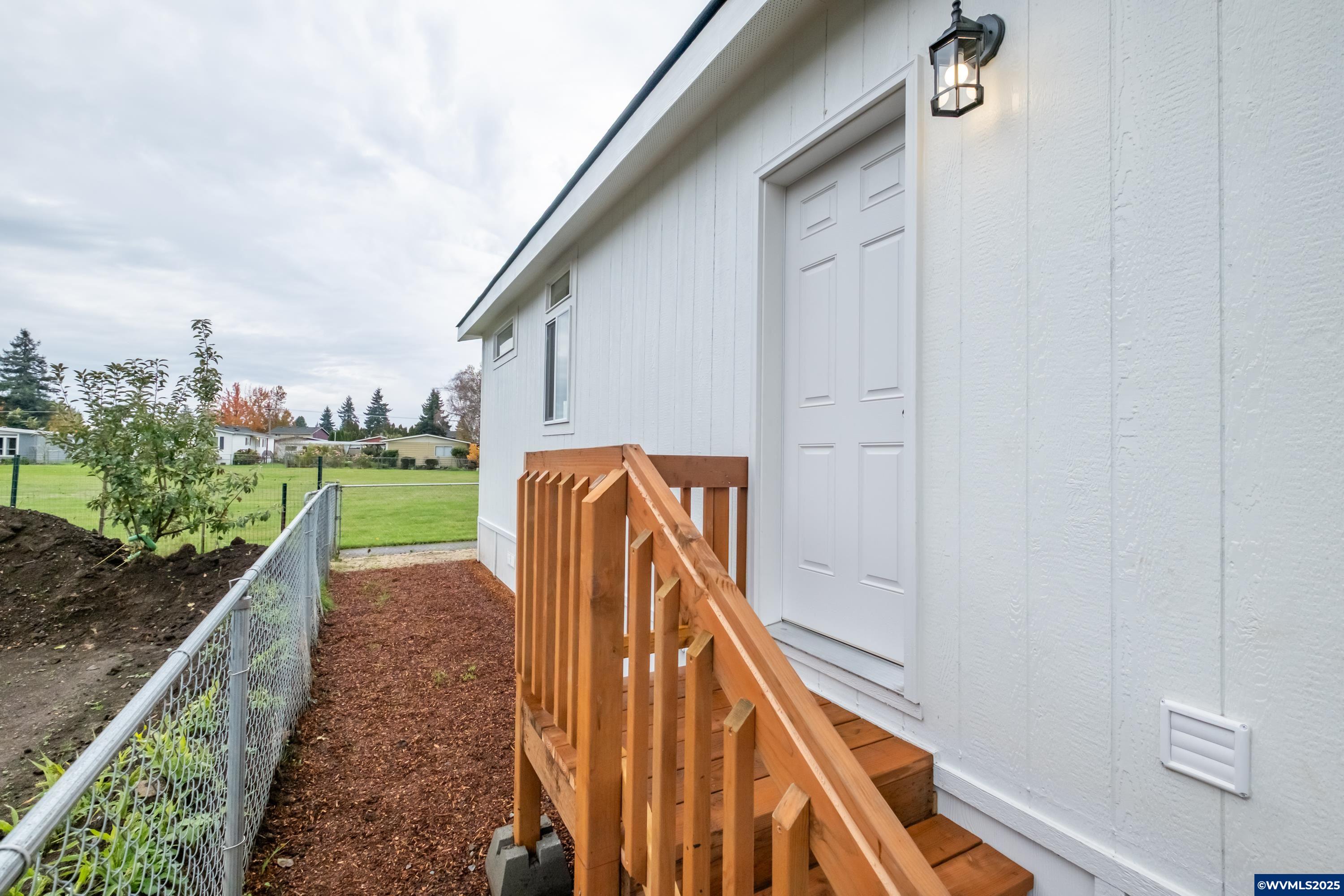 Salem, Oregon 97305, United States, 3 Bedrooms Bedrooms, ,2 BathroomsBathrooms,Residential,Active,228564