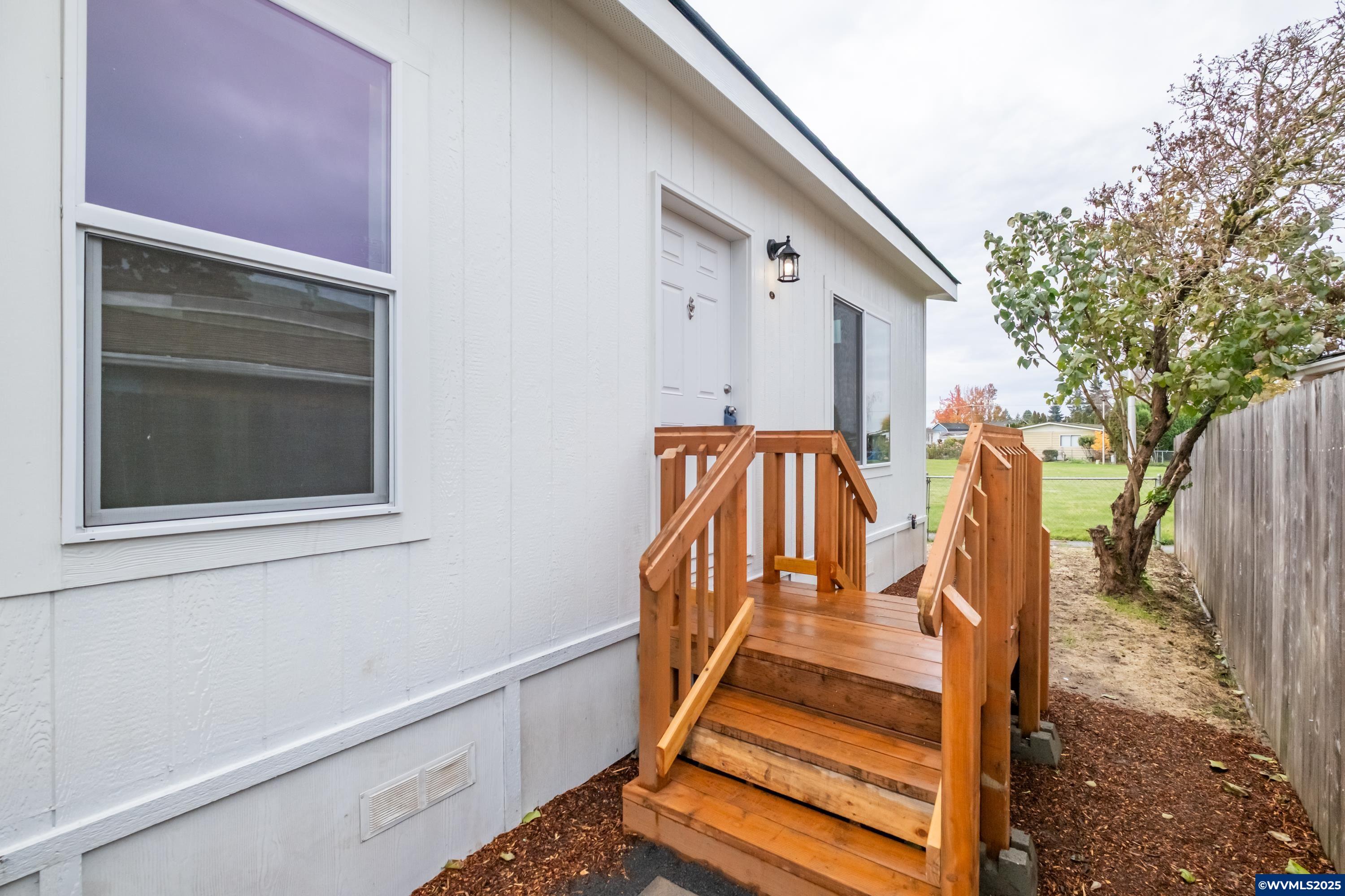 Salem, Oregon 97305, United States, 3 Bedrooms Bedrooms, ,2 BathroomsBathrooms,Residential,Active,228564