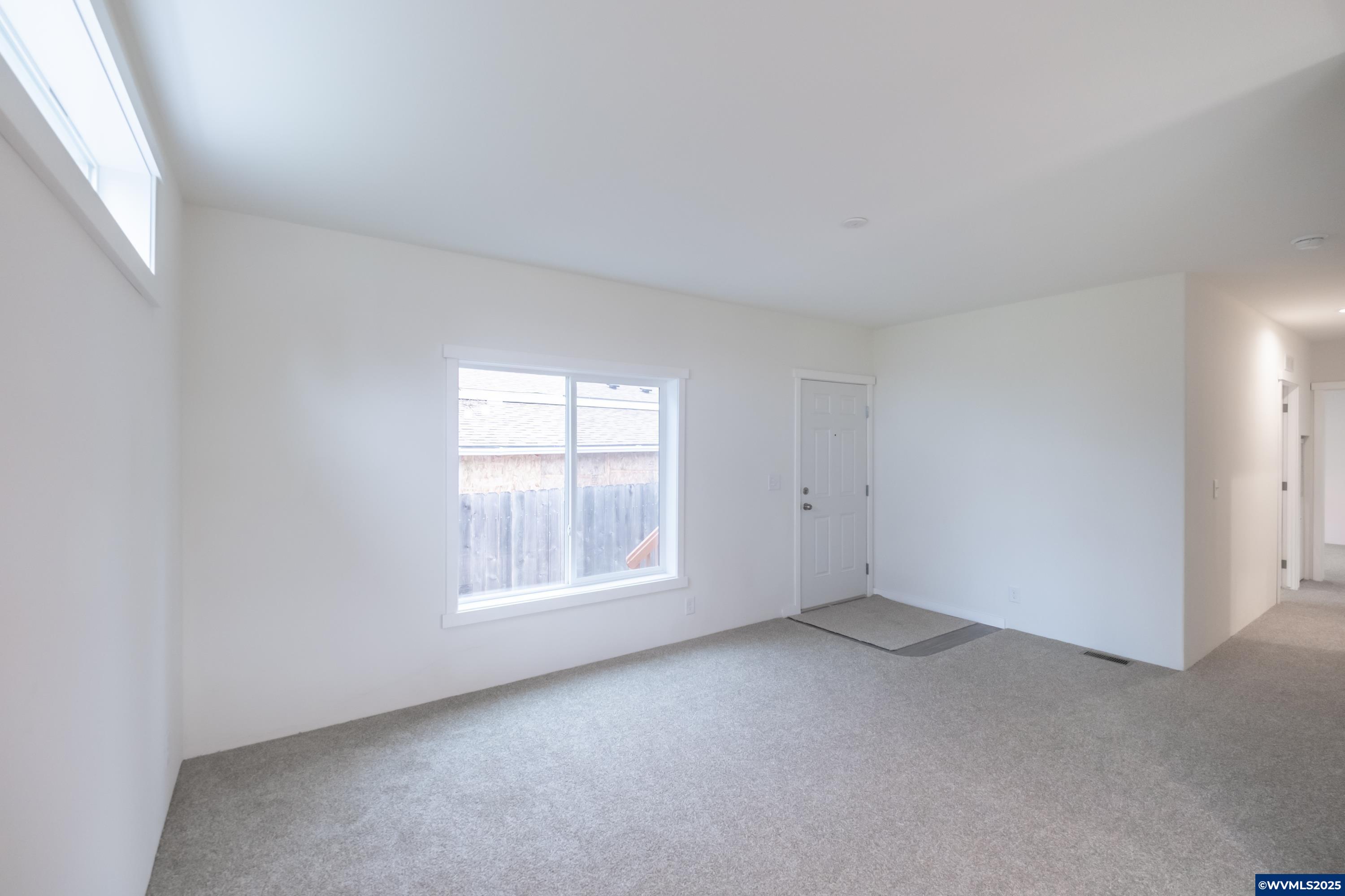 Salem, Oregon 97305, United States, 3 Bedrooms Bedrooms, ,2 BathroomsBathrooms,Residential,Active,228564