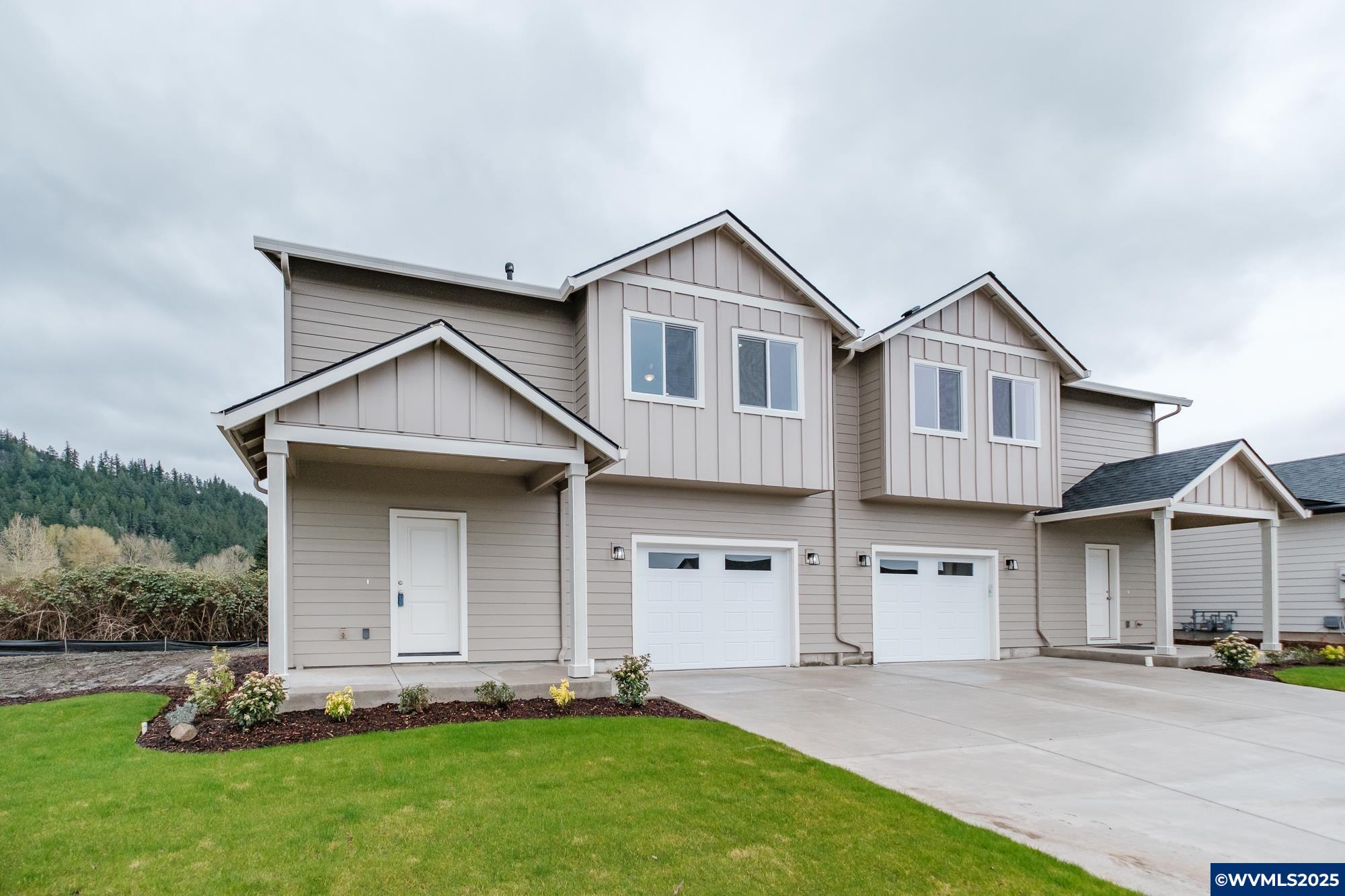 Lebanon, Oregon 97355, United States, 6 Bedrooms Bedrooms, ,6 BathroomsBathrooms,Residential,Pending,247577