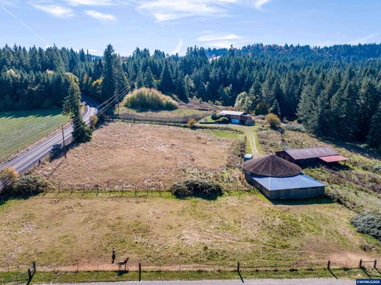 29800 BERLIN RD, SWEET HOME, OR 97386 - Image f0b1cfec84eb82118bee506f7dcc2212/412679333