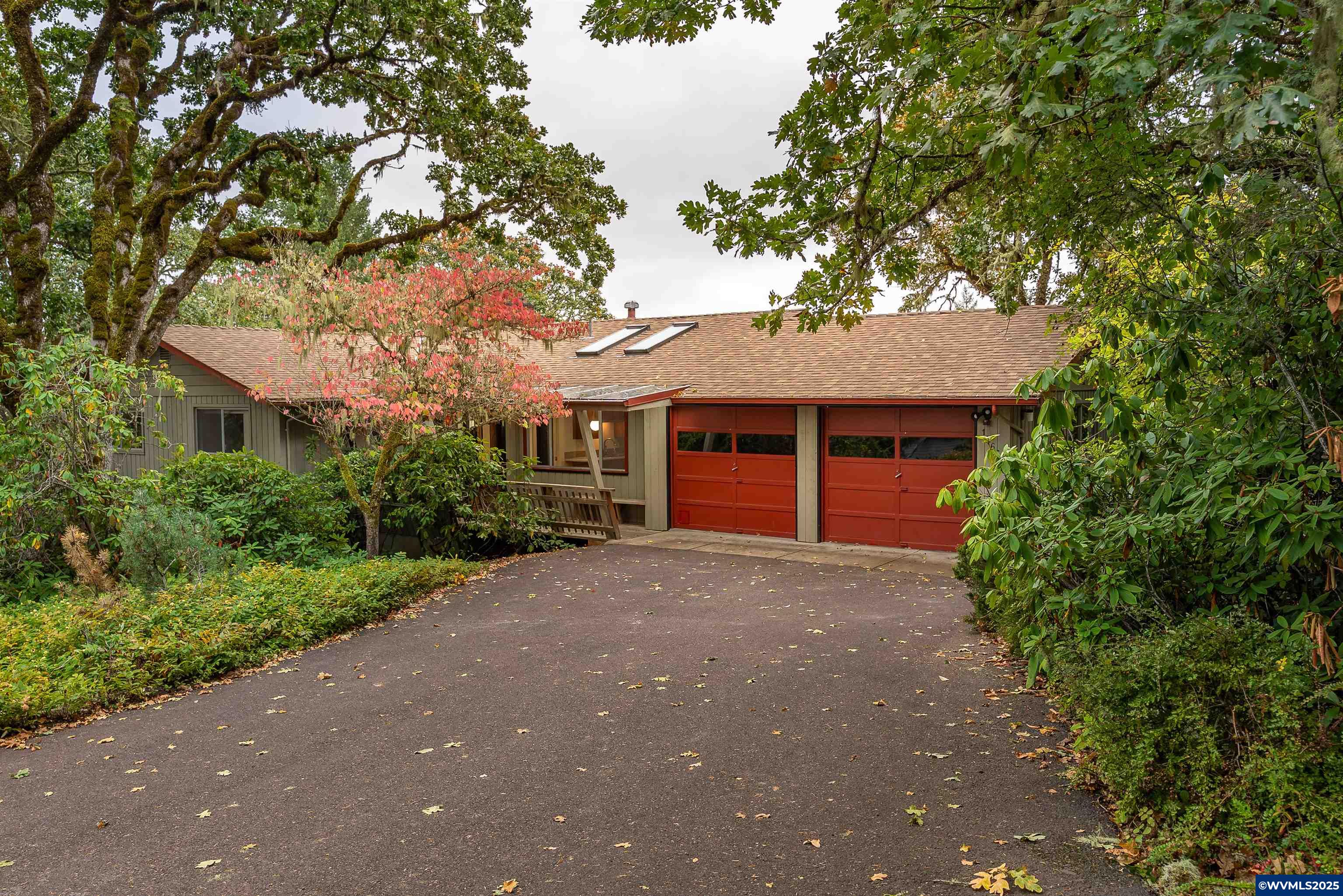 1265 NW Heather Dr