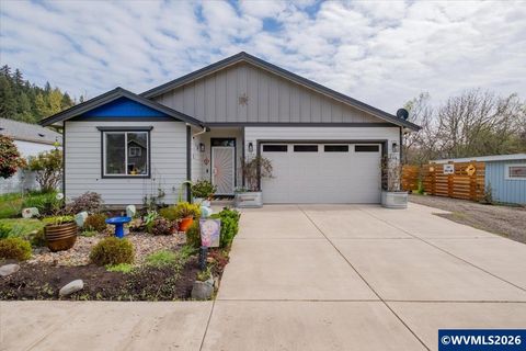 214 Averill St Brownsville OR 97327