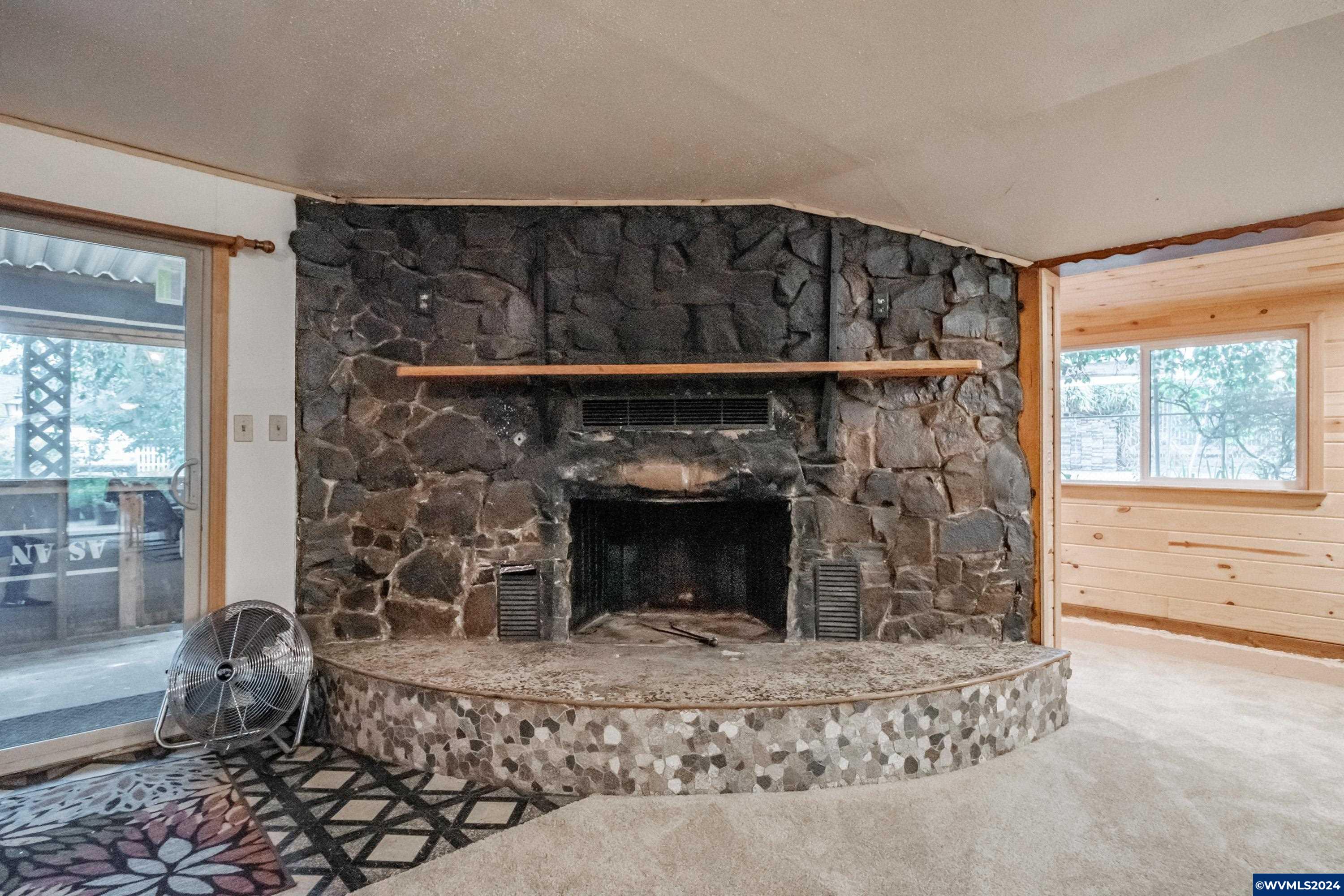 Portland, Oregon 97236, United States, 3 Bedrooms Bedrooms, ,2 BathroomsBathrooms,Residential,Pending,51983