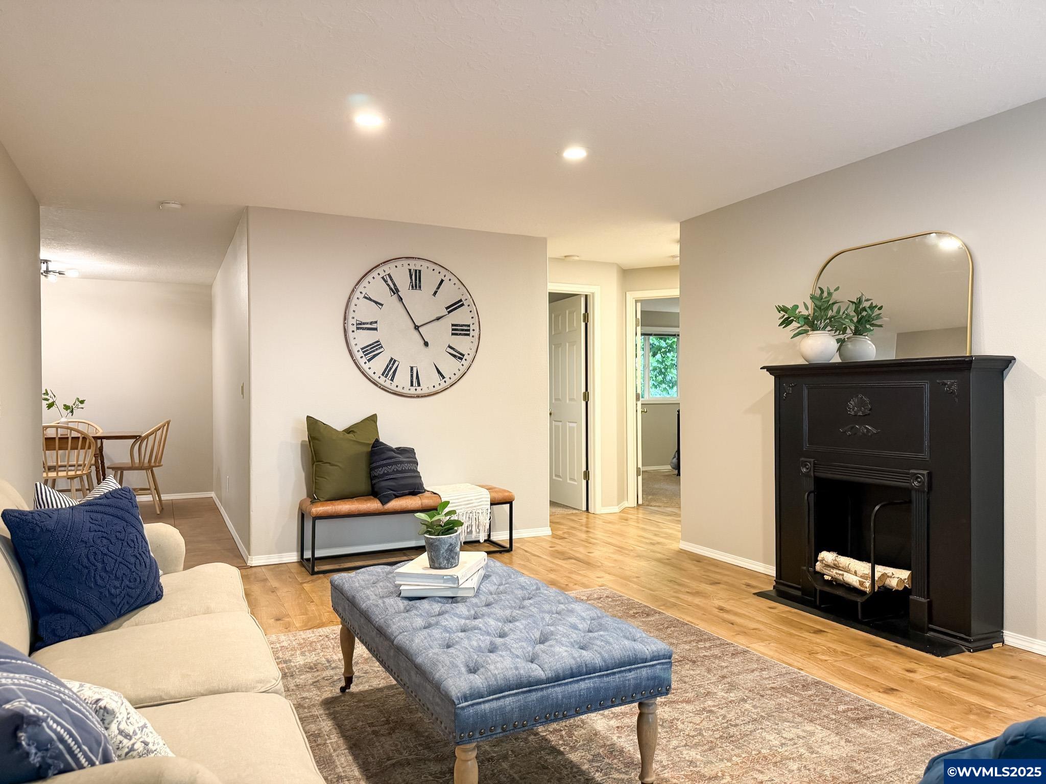 485 Upper LaVista Ct NW