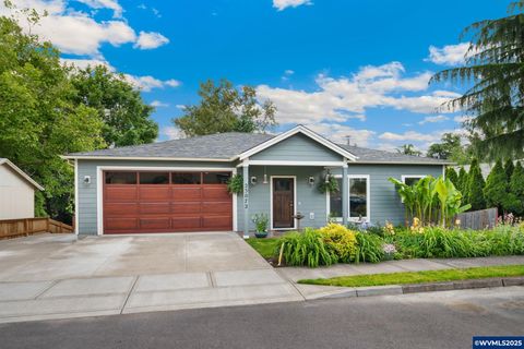 23072 SW Mansfield St Sherwood OR 97140