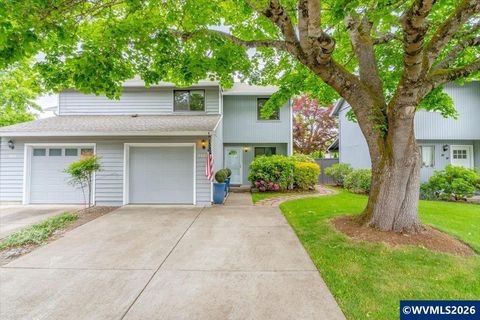 3421 Trinity St NE Salem OR 97305