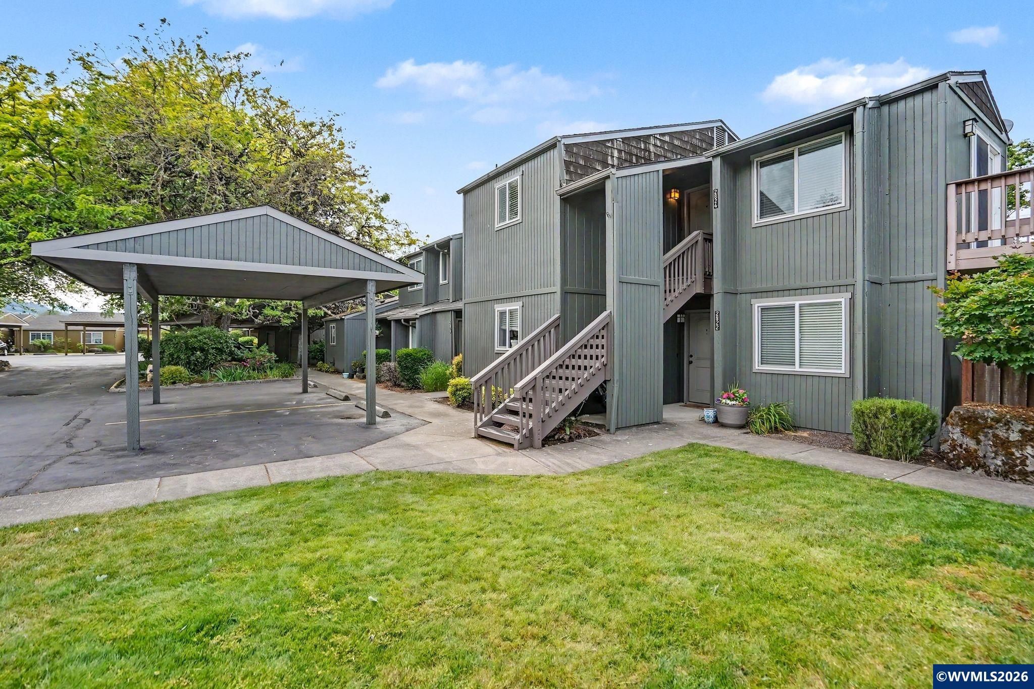 2428 Newton Pl