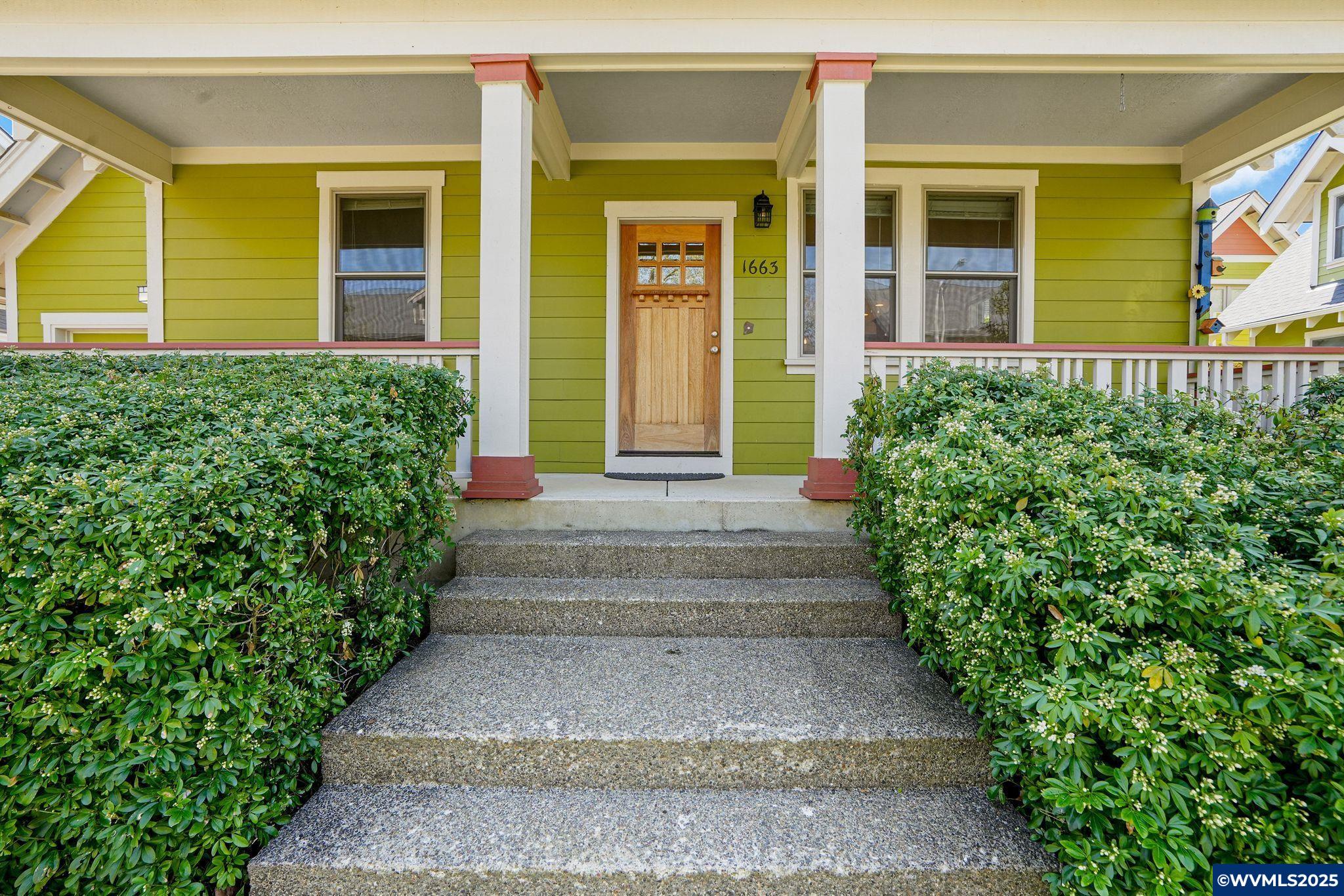 Monmouth, Oregon 97361, United States, 2 Bedrooms Bedrooms, ,2 BathroomsBathrooms,Residential,Pending,110555