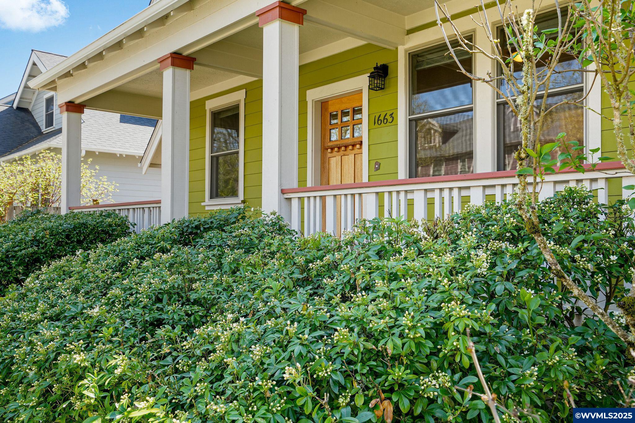 Monmouth, Oregon 97361, United States, 2 Bedrooms Bedrooms, ,2 BathroomsBathrooms,Residential,Pending,110555