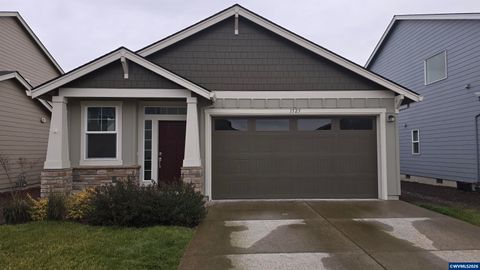 1525 Stasny Av SE Albany OR 97322