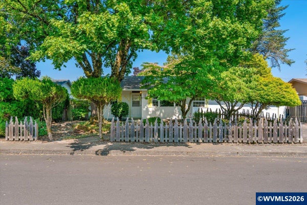 4795 REGAL DR NE, SALEM, OR 97301 - Image f5cd97ffea236a8a3f290dfb47d19a26/189136628