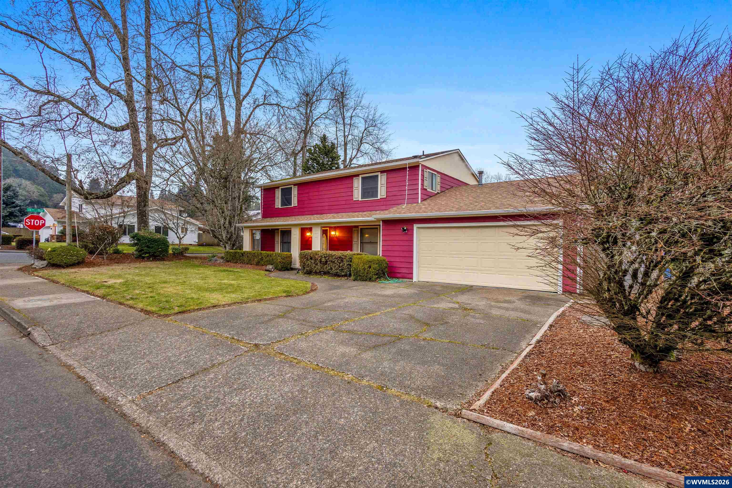 1335 Neahkahnie St SE