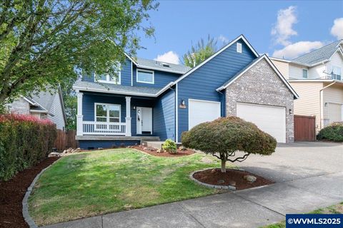 2762 Hoover Av NW Salem OR 97304
