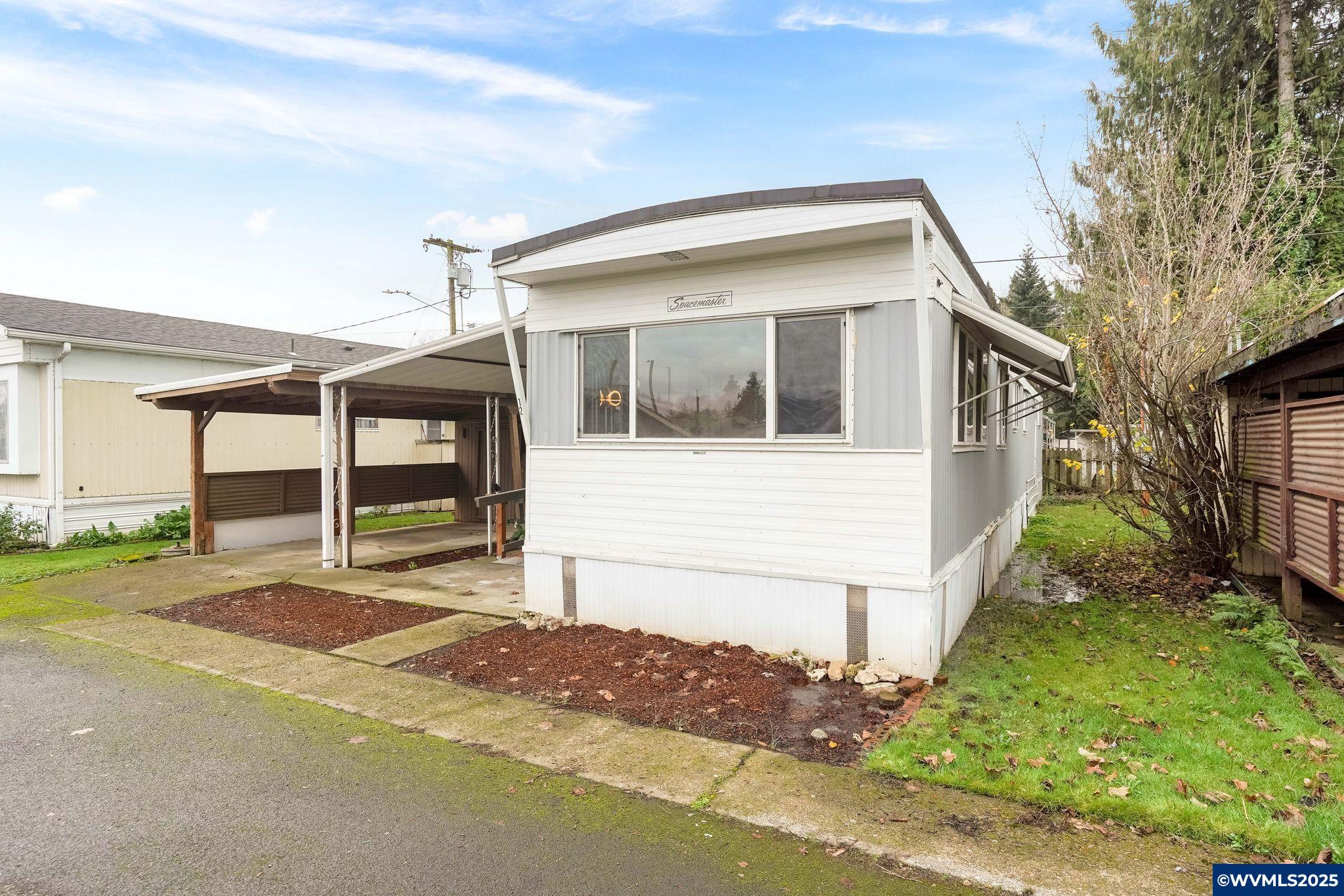 4882 Lancaster #12 Dr NE