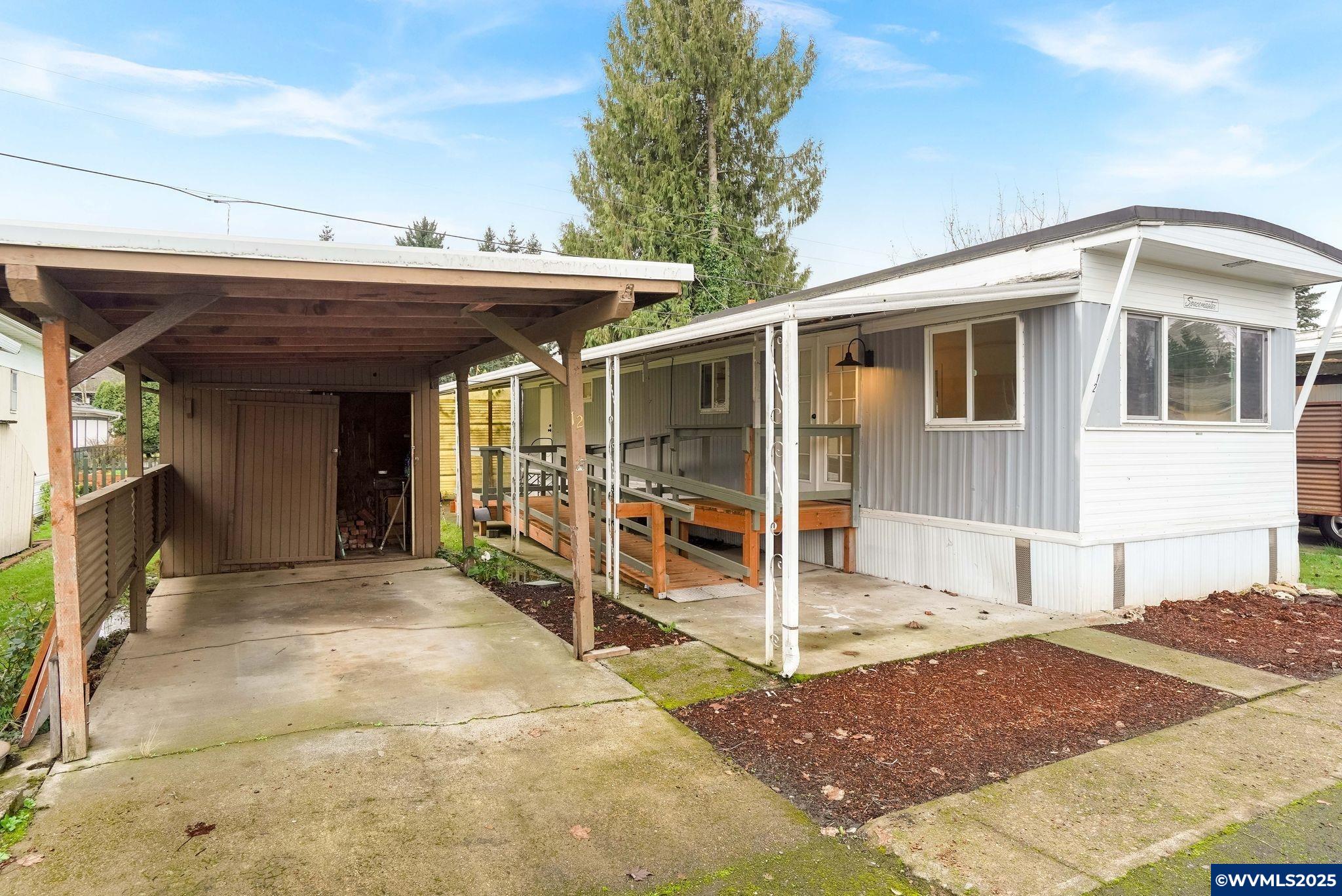 4882 Lancaster #12 Dr NE