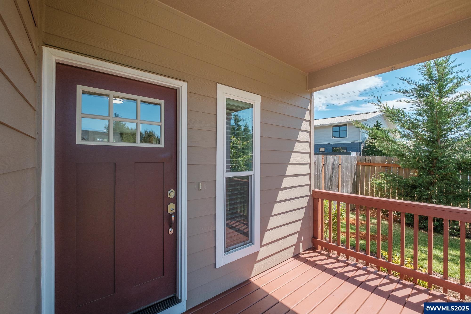 740 Limelight Ct NW
