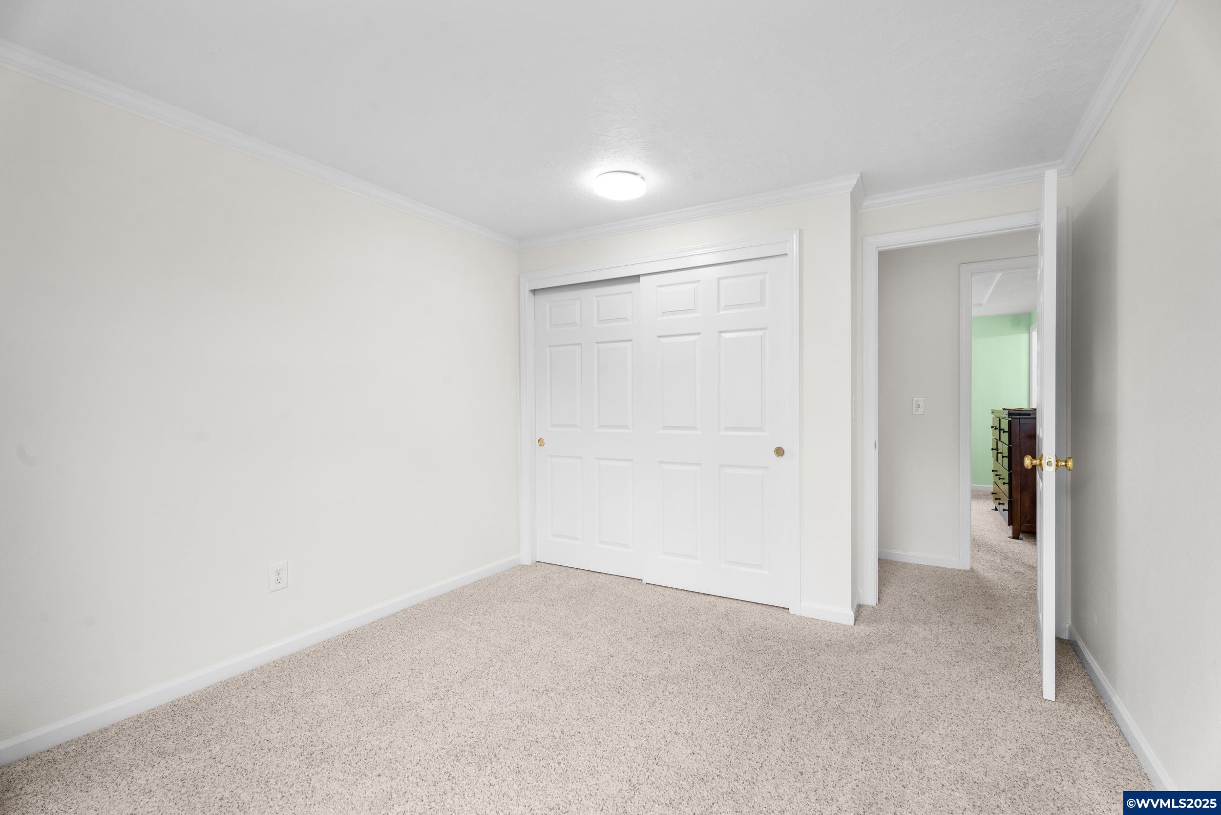 4802 Fuhrer Ct NE