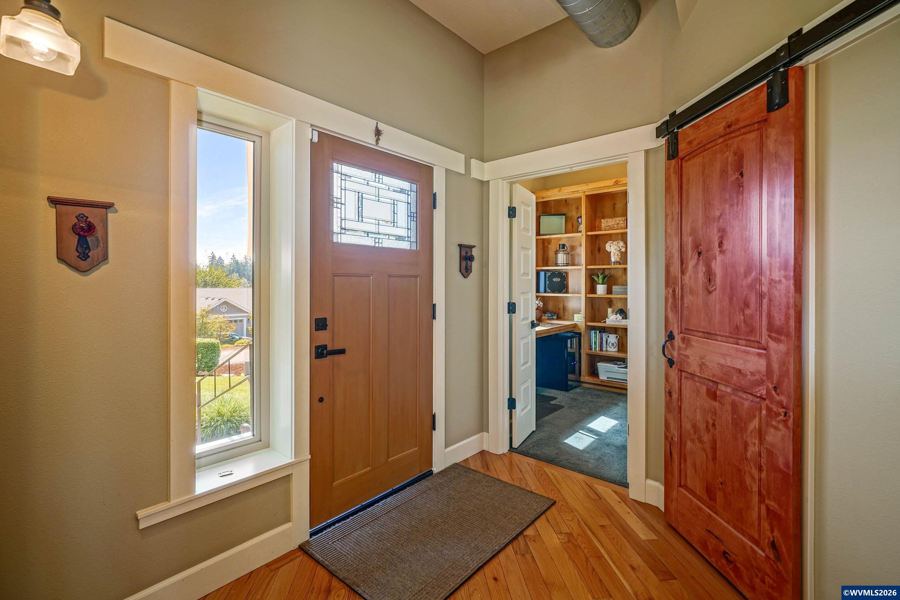 2015 Landaggard Dr NW