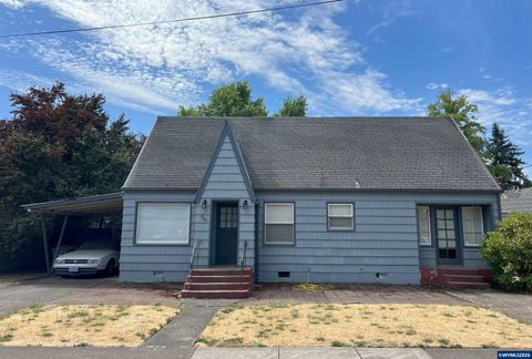 220 7th Av SE Albany OR 97321