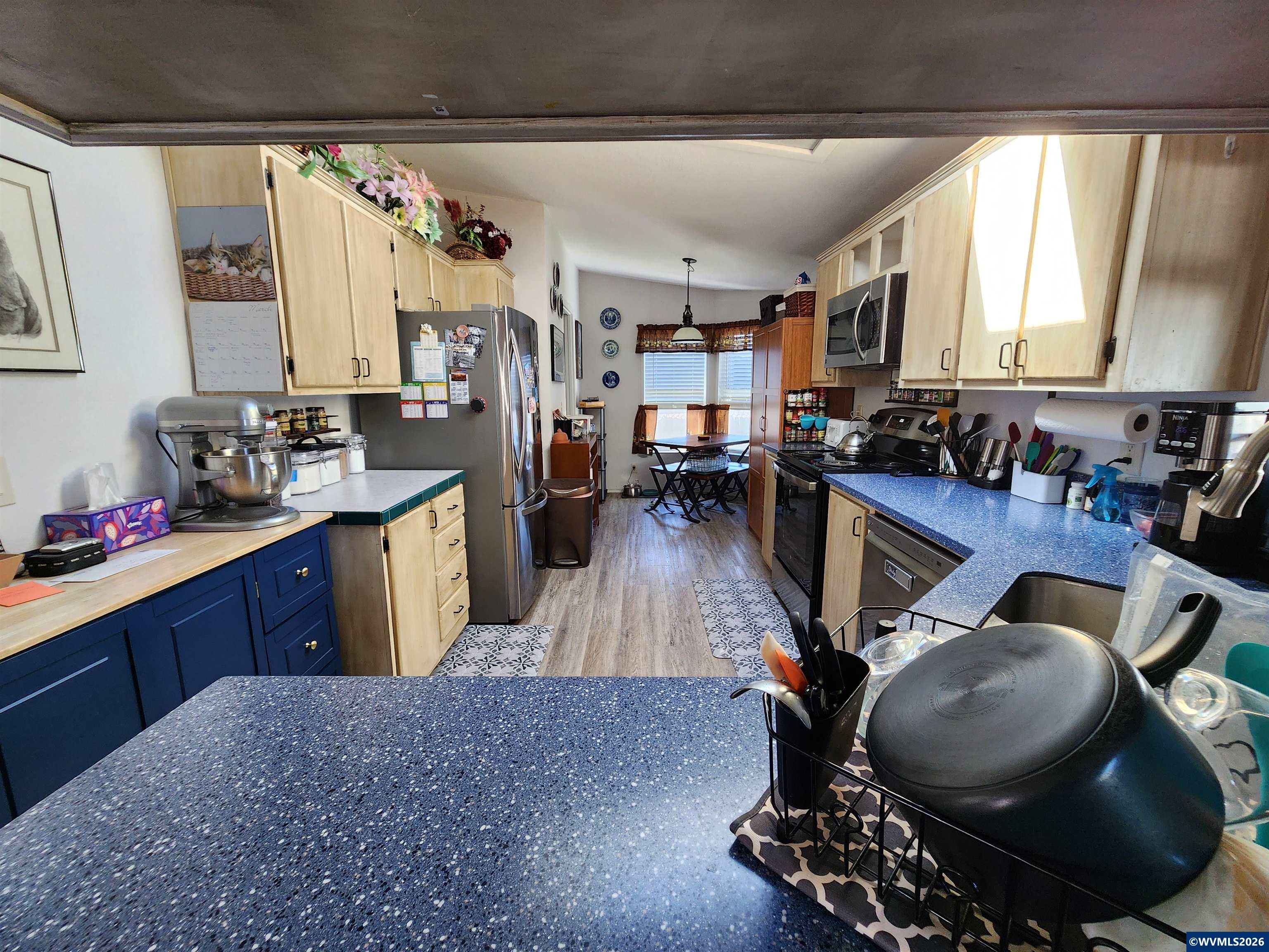 3025 Hollyridge Lp NE