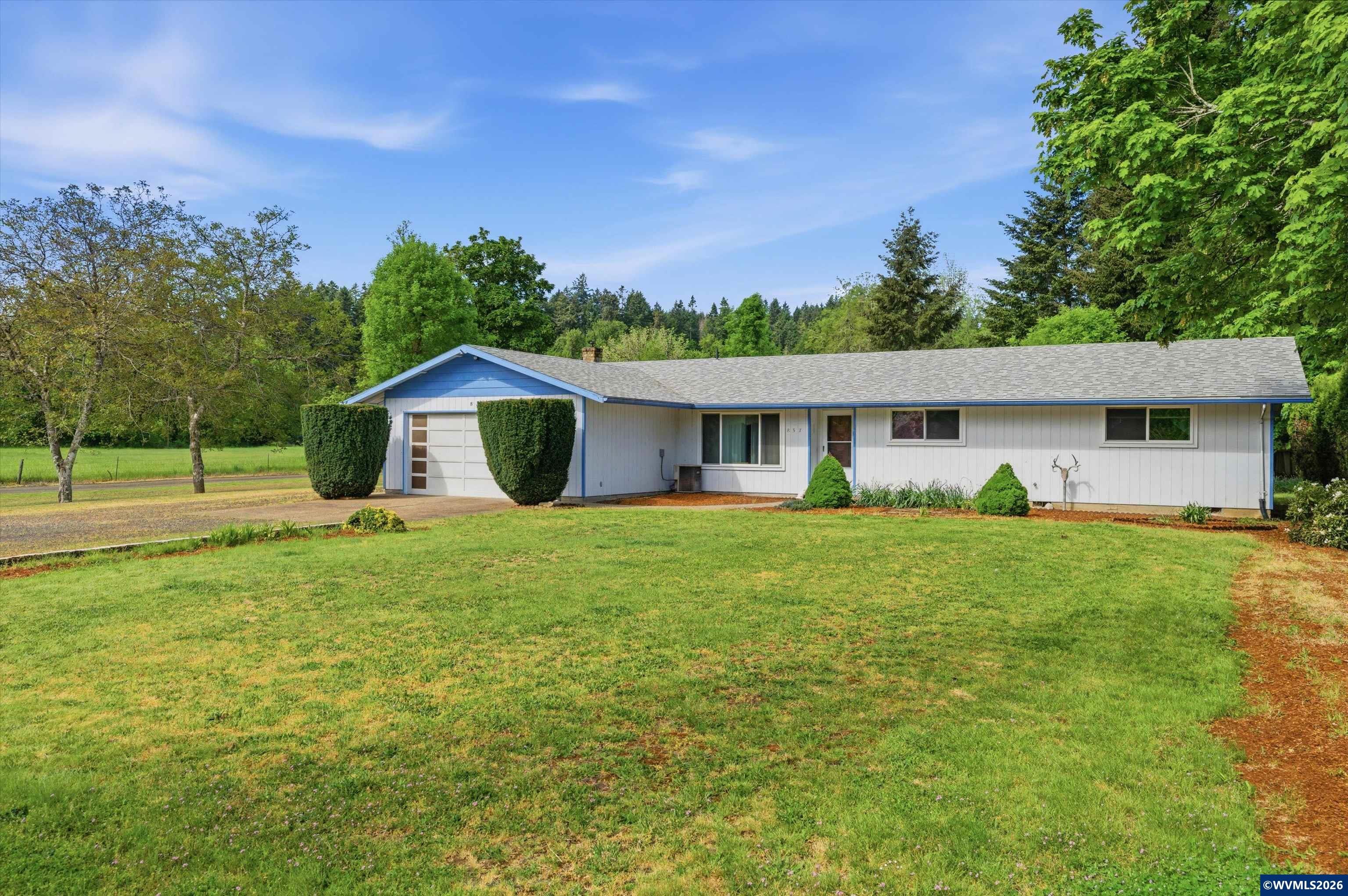 837 SW River Dr