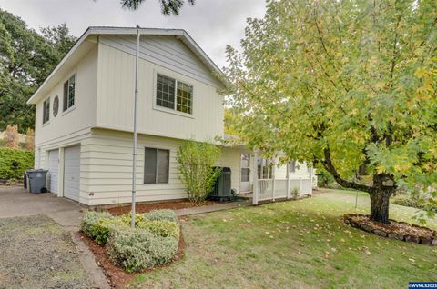 33724 Viewcrest Dr, Albany, OR 97322 - MLS#: 808524