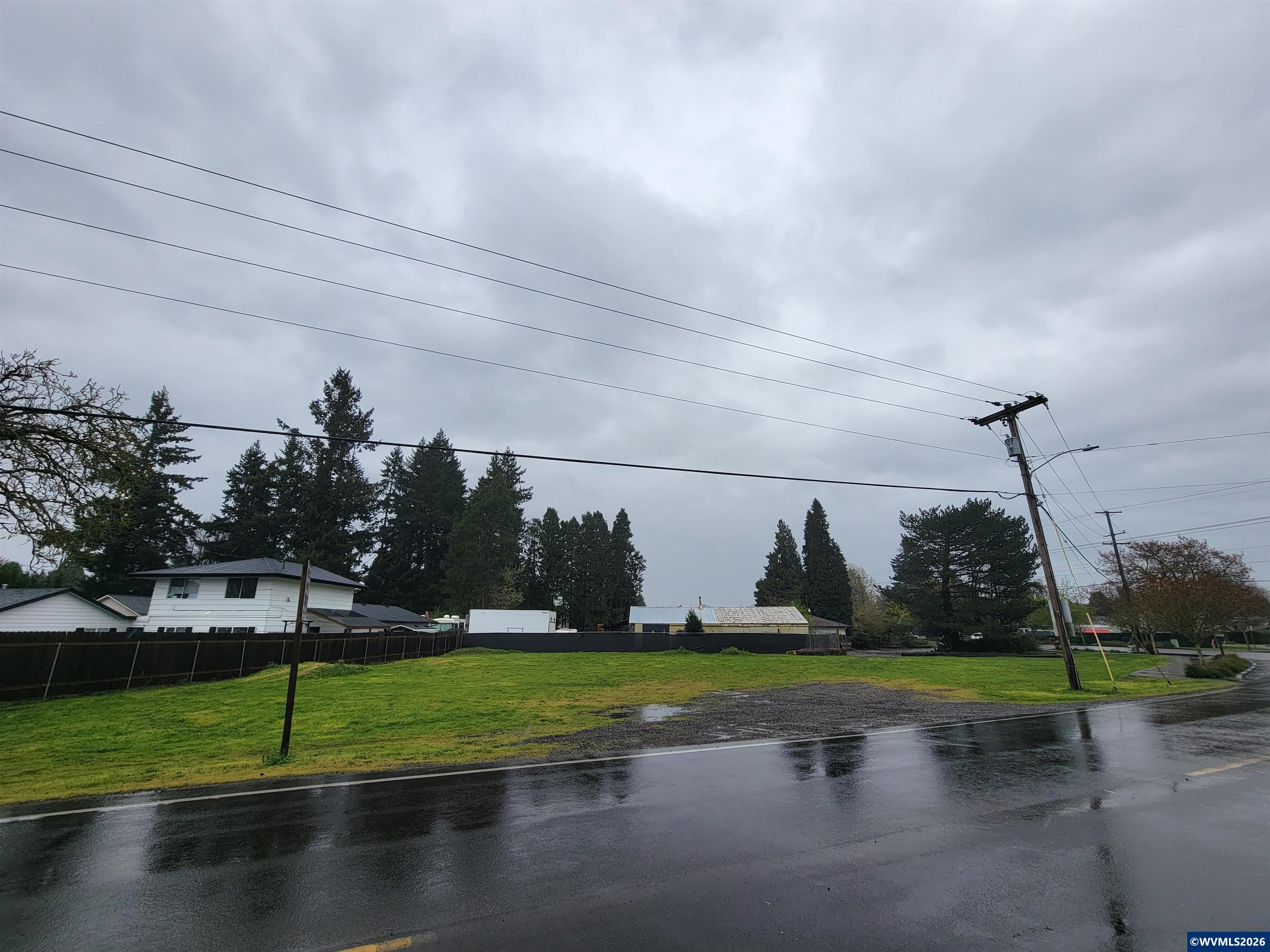 5010 Windsor Island Rd N