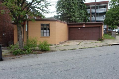 Photo of 639 Buchanan Street, Bethlehem, PA 18017 (MLS # 737662) Photo of 639 Buchanan Street, Bethlehem, PA 18017 (MLS # 737662)
