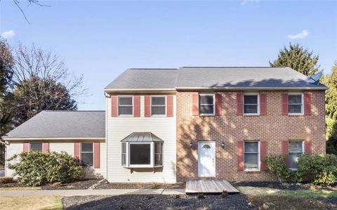 4285 Ravenswood Road, Lower Macungie Twp, PA 18103 - #: 729981