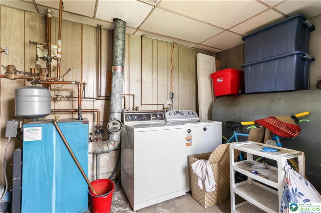 Nazareth Borough, Pennsylvania 18064, United States, 5 Bedrooms Bedrooms, ,2 BathroomsBathrooms,Residential,Active,146593