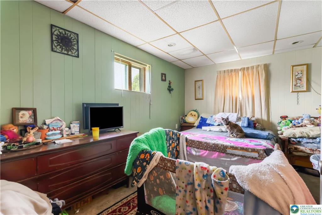 Nazareth Borough, Pennsylvania 18064, United States, 5 Bedrooms Bedrooms, ,2 BathroomsBathrooms,Residential,Active,146593