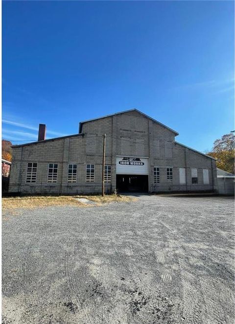 Photo of 431 E Broad Street, Tamaqua Boro, PA 18252 (MLS # 750156) Photo of 431 E Broad Street, Tamaqua Boro, PA 18252 (MLS # 750156)