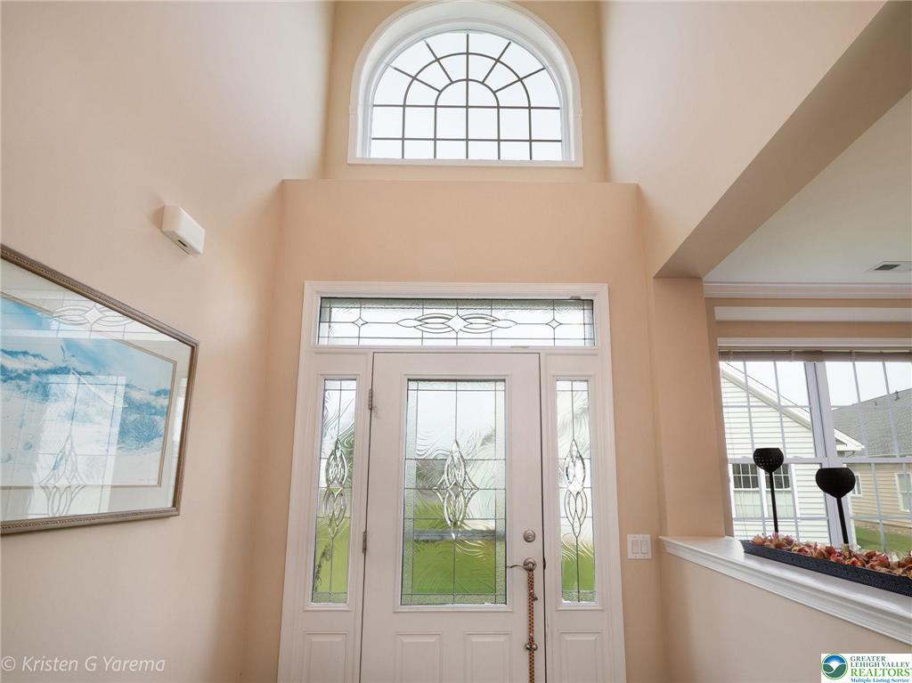 Upper Saucon Twp, Pennsylvania 18034, United States, 2 Bedrooms Bedrooms, ,2 BathroomsBathrooms,Residential,Pending,140445