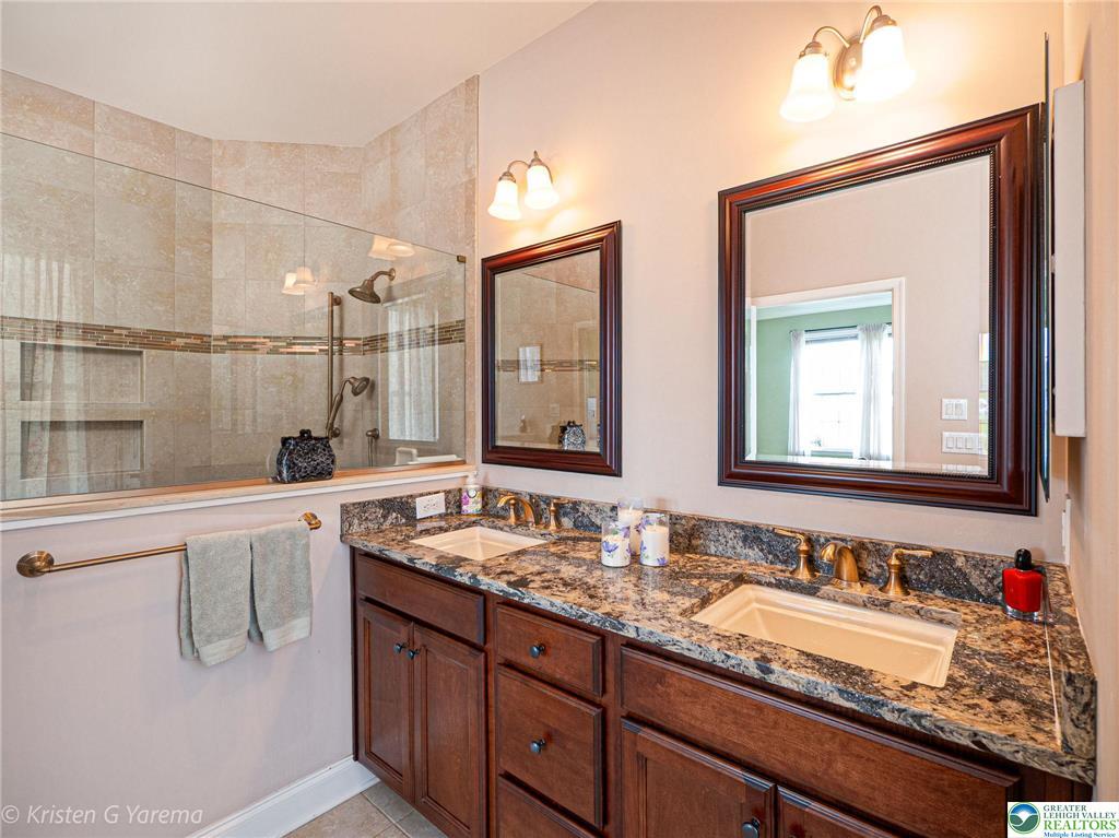 Upper Saucon Twp, Pennsylvania 18034, United States, 2 Bedrooms Bedrooms, ,2 BathroomsBathrooms,Residential,Pending,140445