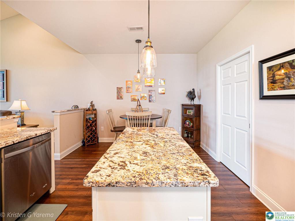 Upper Saucon Twp, Pennsylvania 18034, United States, 2 Bedrooms Bedrooms, ,2 BathroomsBathrooms,Residential,Pending,140445