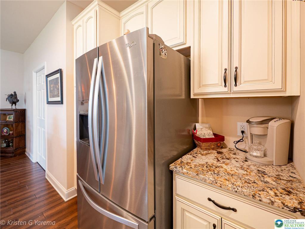 Upper Saucon Twp, Pennsylvania 18034, United States, 2 Bedrooms Bedrooms, ,2 BathroomsBathrooms,Residential,Pending,140445