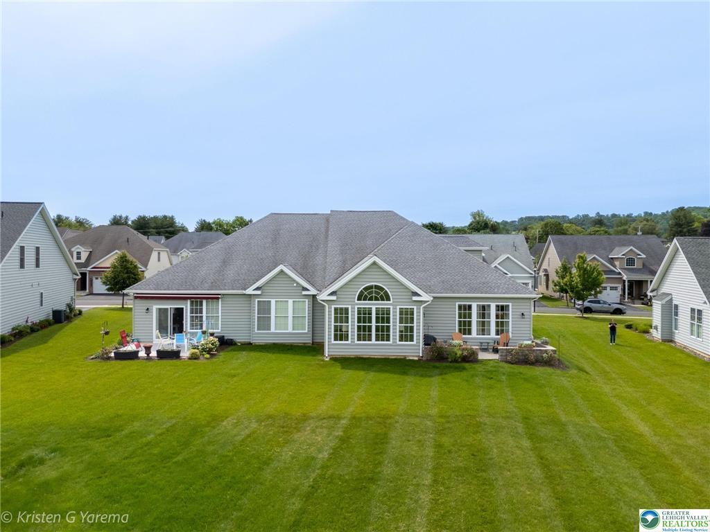 Upper Saucon Twp, Pennsylvania 18034, United States, 2 Bedrooms Bedrooms, ,2 BathroomsBathrooms,Residential,Pending,140445