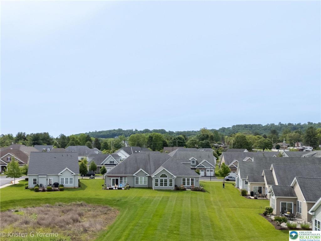 Upper Saucon Twp, Pennsylvania 18034, United States, 2 Bedrooms Bedrooms, ,2 BathroomsBathrooms,Residential,Pending,140445