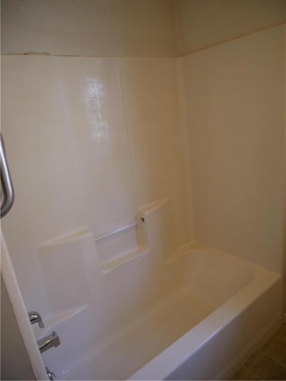 Pike County, Pennsylvania 18324, United States, 2 Bedrooms Bedrooms, ,2 BathroomsBathrooms,Residential,Pending,37765