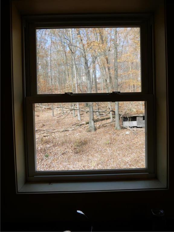 Pike County, Pennsylvania 18324, United States, 2 Bedrooms Bedrooms, ,2 BathroomsBathrooms,Residential,Pending,37765