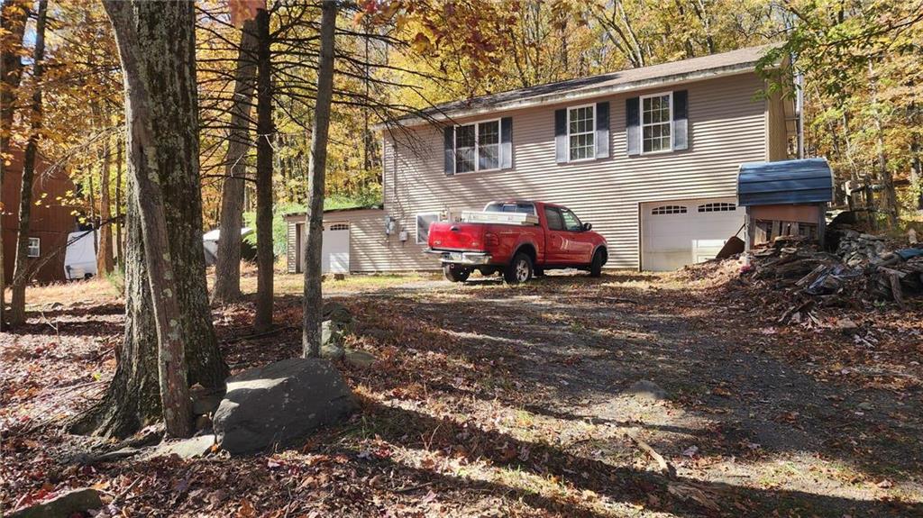 Pike County, Pennsylvania 18324, United States, 2 Bedrooms Bedrooms, ,2 BathroomsBathrooms,Residential,Pending,37765