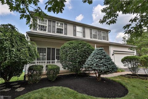 Single Family Residence in Lower Macungie Twp PA 2667 Barley Drive.jpg