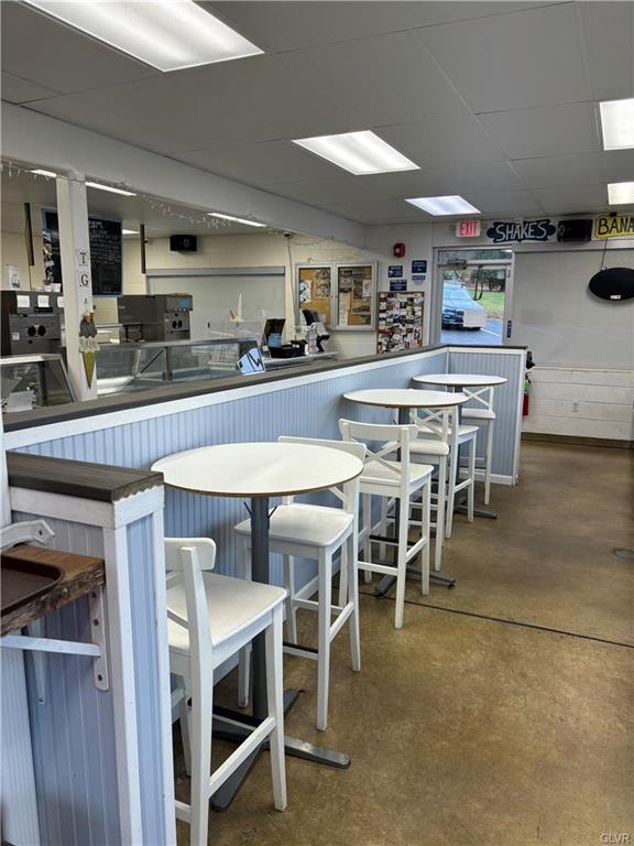 Emmaus Borough, Pennsylvania 18049, United States, ,Commercial,Active,106322