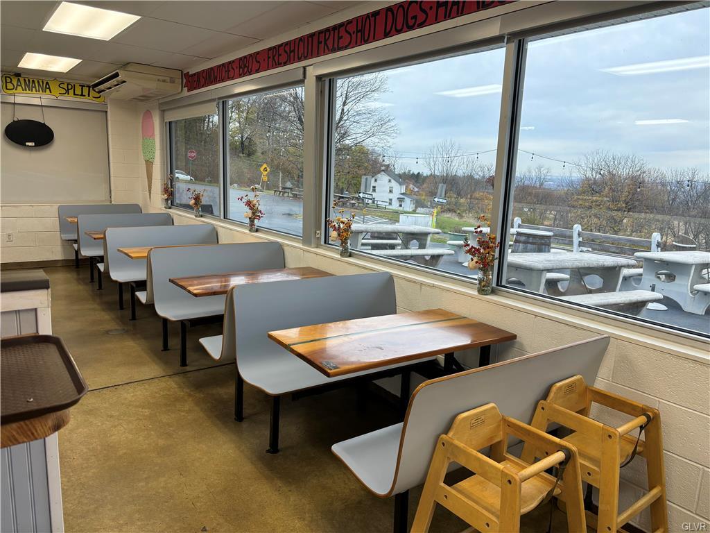 Emmaus Borough, Pennsylvania 18049, United States, ,Commercial,Active,106322