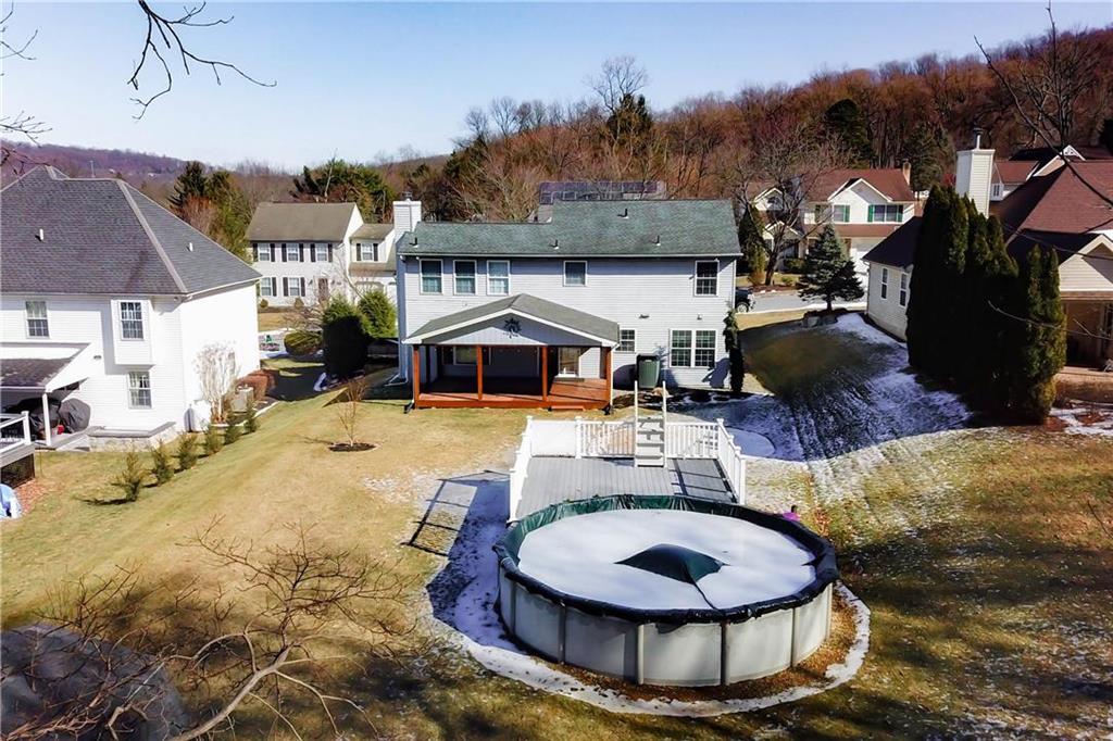 Salisbury Twp, Pennsylvania 18103, United States, 4 Bedrooms Bedrooms, ,3 BathroomsBathrooms,Residential,Pending,2982