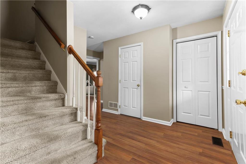 Salisbury Twp, Pennsylvania 18103, United States, 4 Bedrooms Bedrooms, ,3 BathroomsBathrooms,Residential,Pending,2982