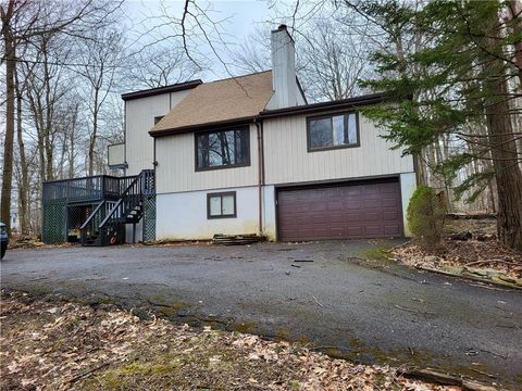 8120 Mayfair Road, Coolbaugh Twp, PA 18466 - #: 735540